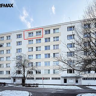 Prodej bytu 3+1 63 m² Pardubice Polabiny, Bělehradská