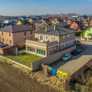 Prodej rodinného domu 320 m² Líbeznice, Nedvědova