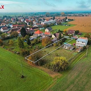Prodej stavební parcely 1 000 m² Krchleby, Loučeňská