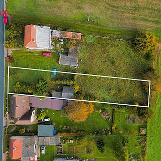 Prodej stavební parcely 1 000 m² Krchleby, Loučeňská