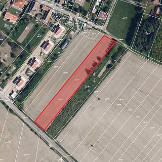 Prodej stavební parcely 1 007 m² Lovčice