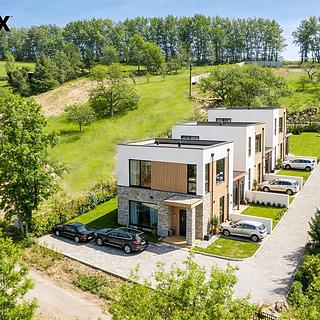 Prodej komerčního pozemku 1 670 m² Hřebeč