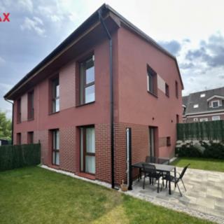 Pronájem rodinného domu 124 m² Nelahozeves Lešany, V Cihelnách