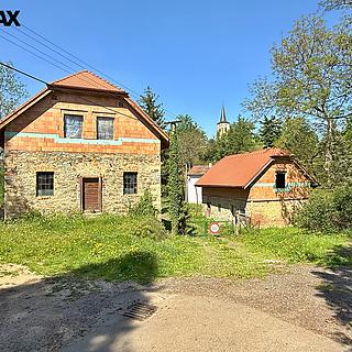 Prodej rodinného domu 415 m² Kostelec u Heřmanova Městce
