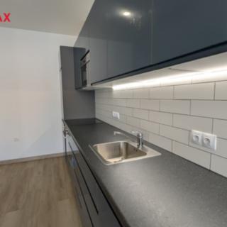 Pronájem bytu 1+kk a garsoniéry 56 m² Praha Vršovice, Na louži