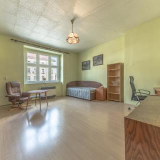 Prodej bytu 1+kk a garsoniéry 37 m² Praha Libeň, Na žertvách