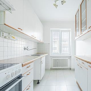 Prodej bytu 3+1 69 m² Hostivice, Na Pískách