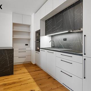 Pronájem bytu 2+kk 79 m² Praha Karlín, Křižíkova