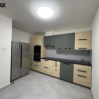 Pronájem bytu 2+1 72 m&sup2; Praha