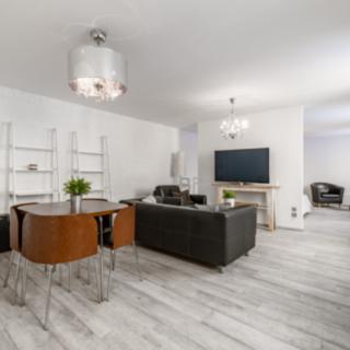 Prodej obchodu 128 m² Praha Karlín, Pernerova