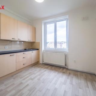 Pronájem bytu 2+1 61 m² Praha Holešovice, Ortenovo náměstí