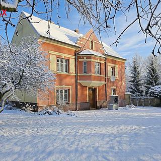 Prodej rodinného domu 191 m² Vroutek Mukoděly