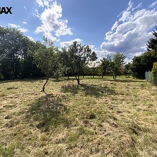 Prodej stavební parcely 2 919 m² Ostrov