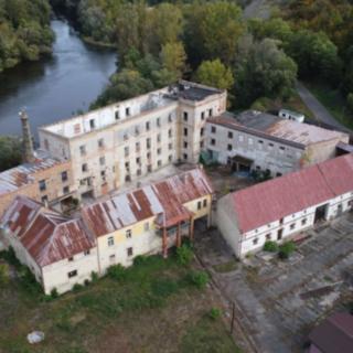 Prodej skladu 2700 m² Postoloprty