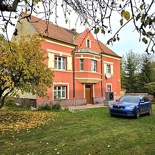 Prodej rodinného domu 191 m² Vroutek Mukoděly