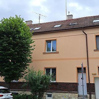 Pronájem bytu 1+kk a garsoniéry 20 m² Louny, Českých Bratří