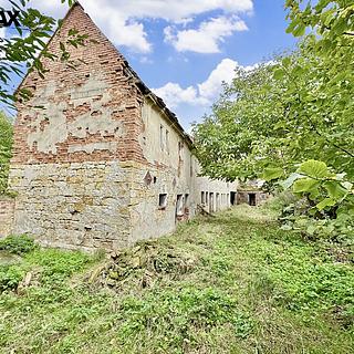 Prodej stavební parcely 889 m² Holedeč Stránky