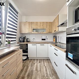 Prodej bytu 3+1 66 m² Chomutov, Kundratická