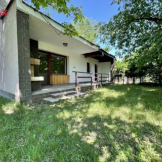 Prodej stavební parcely 1691 m² Žatec