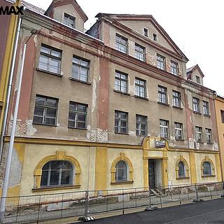 Prodej činžovního domu 480 m&sup2; Vejprty