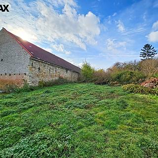 Prodej stavební parcely 2 886 m² Libořice Železná