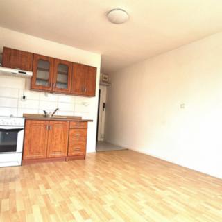Pronájem bytu 1+kk, garsoniery 20 m² Postoloprty