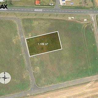 Prodej stavební parcely 1 189 m² Slavětín, 43909
