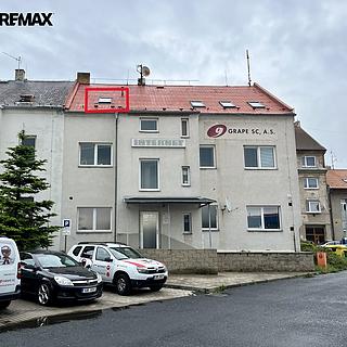 Pronájem bytu 2+kk 47 m² Chomutov, Kukaňova