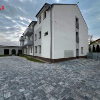 Pronájem bytu 2+kk 45 m² Žatec, Studentská