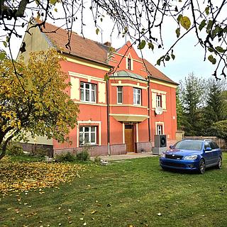 Prodej rodinného domu 191 m² Vroutek Mukoděly