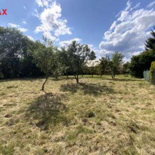 Prodej stavební parcely 2919 m² Ostrov