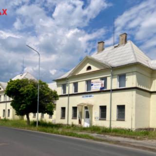 Pronájem vily 350 m² Chomutov