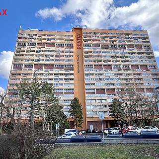 Prodej bytu 3+1 68 m² Chomutov, Kundratická