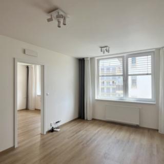 Pronájem bytu 2+kk 51 m² Brno Trnitá, Placzkova