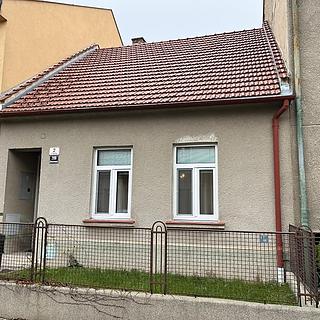 Pronájem rodinného domu 47 m² Brno Brněnské Ivanovice, U lesíčka