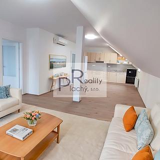 Prodej bytu 3+kk 125 m&sup2; Hevlín