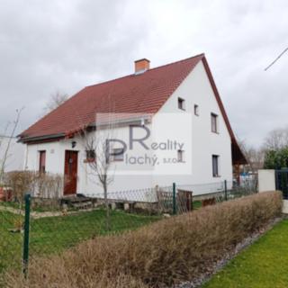 Prodej rodinného domu 220 m² Novosedly