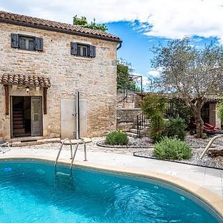 Prodej rodinného domu, 230m&sup2;