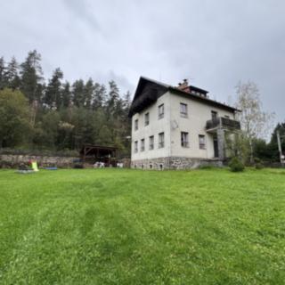 Prodej rodinného domu 260 m² Ktiš