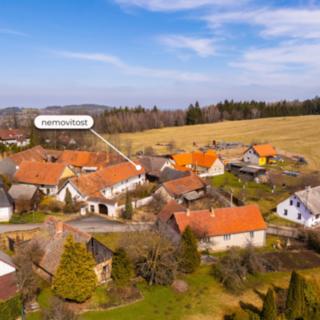 Prodej rodinného domu 549 m² Vlachovo Březí Mojkov