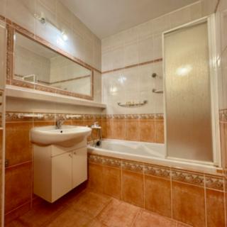 Pronájem bytu 2+1 63 m² Volary
