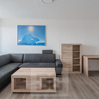 Pronájem bytu 3+1 70 m² Praha Střížkov, Jablonecká