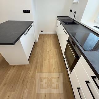 Pronájem bytu 4+1 100 m² Kladno