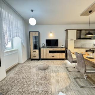 Pronájem bytu 3+kk 80 m² Brno