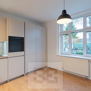 Pronájem bytu 3+1 110 m² Praha Libeň, Na stráži