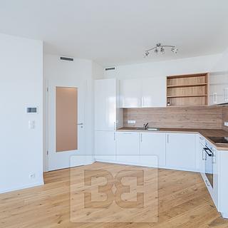 Prodej bytu 2+kk 66 m&sup2; Praha
