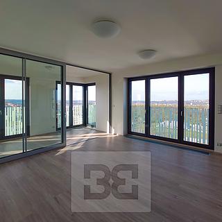Pronájem bytu 2+kk 66 m&sup2; Praha