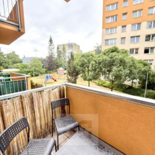 Pronájem bytu 2+kk 64 m² Praha, Štúrova