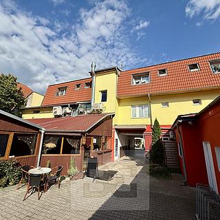 Prodej činžovního domu 657 m&sup2; Praha