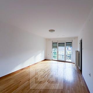 Pronájem bytu 3+1 77 m&sup2; Praha